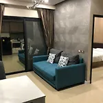 Dusit Grand View อพาร์ทเม้น *