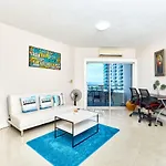 Markland Beachfront By Fantasea Beach