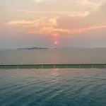 อพาร์ทเม้น Wong Amat Tower Pattaya