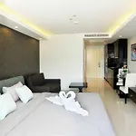 Cosy Beach Condominium