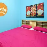 Sindy's Hostel *
