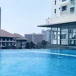 อพาร์ทเม้น The Base