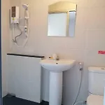 Montana Court Apartment *
