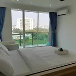 City Center Residence Deluxue Studio 712