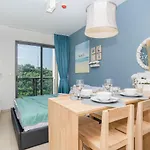 Unixx By Alvin Apartment