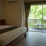 โรงแรม Authong 3*