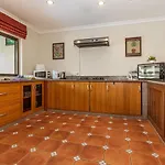 Viewbor Villa - Pattaya Holiday House Walking Street 4 Bedrooms