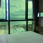 อพาร์ทเม้น Dusit Grand View