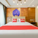 Oyo 458 Nakorn Siam Boutique 2*