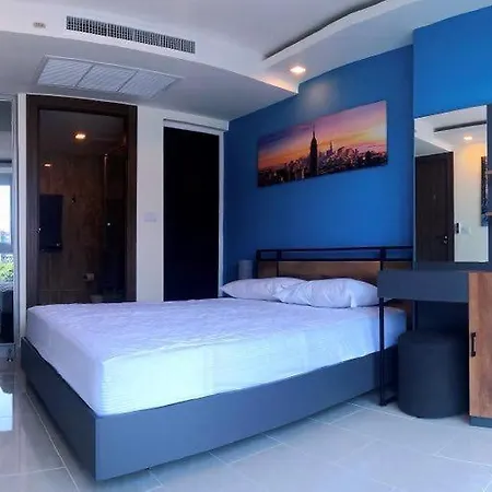 Apartment At Soi Buakao 15 By Grand Ave B