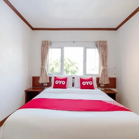 Oyo 75328 Punjabi Junction Hotel