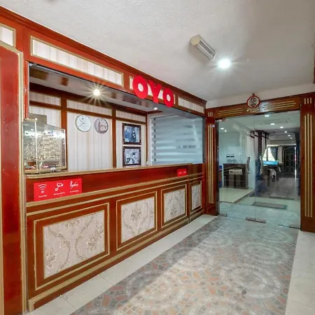 Oyo 75328 Punjabi Junction Pattaya