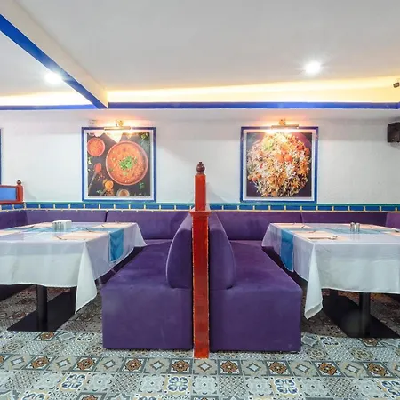 Oyo 75328 Punjabi Junction Hotel