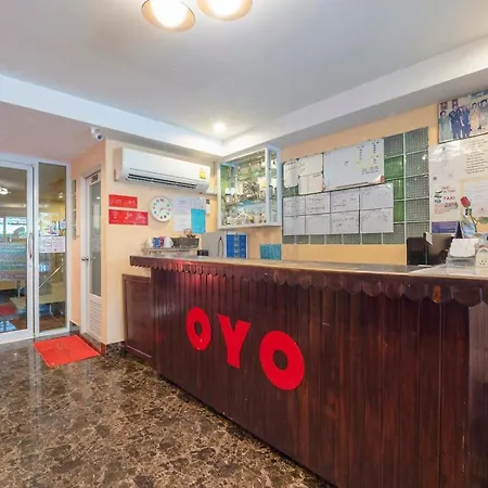 Oyo 75330 Little House Hotel 2*