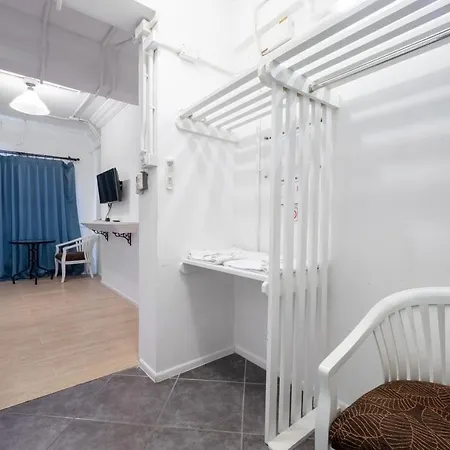 Oyo 75369 Cozy Rooms@ Addicts Pattaya