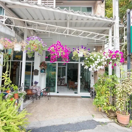 Guest house Admire House Pattaya