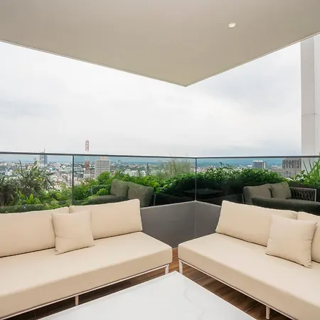 Arbour And Hotel Pattaya