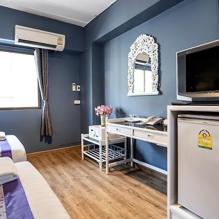 Sawasdee Sea View 3*