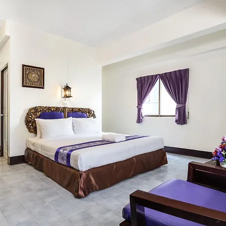 Sawasdee Sabai Hotel 2*