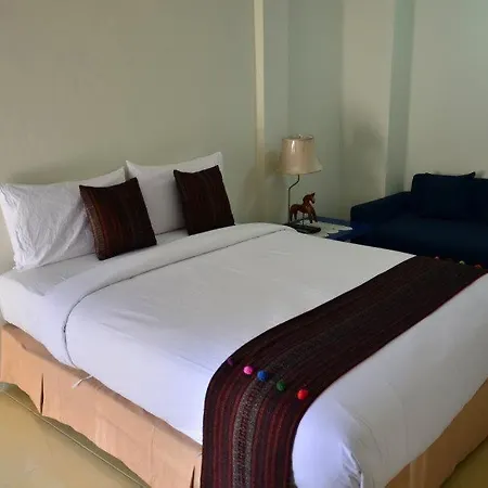 Guest house Admire House Pattaya