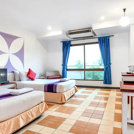 Sawasdee Sea View 3*