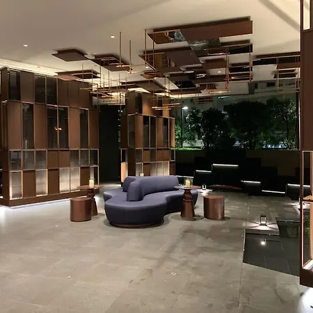 The Edge Fully Equipped Luxury Oceanside View *