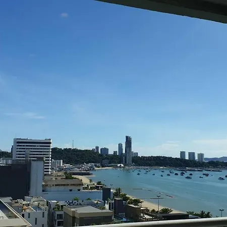 Apartment Next To Festival Department Store Pattaya