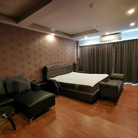 Next To Festival Department Store Apartment