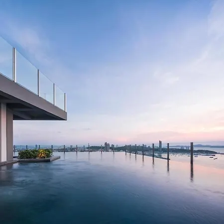 Great Location With Infinity Pool -central *
