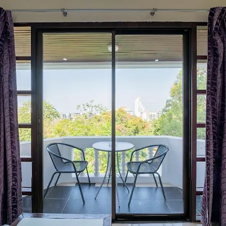 Hillside Hotel 3*