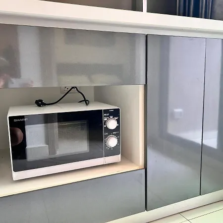 超大泳池景观房 市中心区域 离步行街5分钟near Walking Street Apartment *