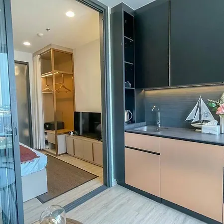 Edge Central W/sea View Walk 200m. Beach *