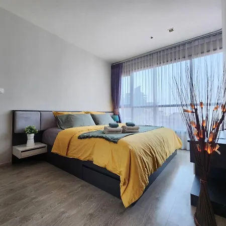 Seaview 2bed At The Base Apartment Pattaya