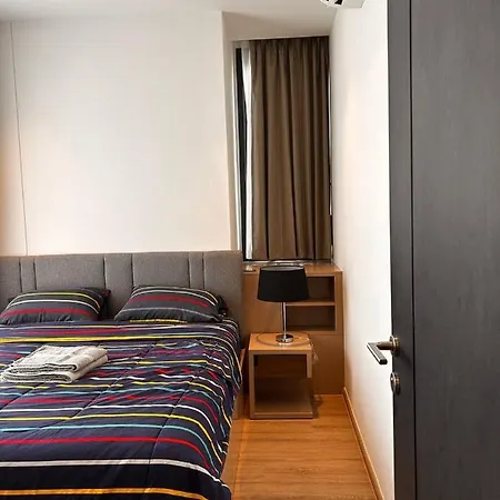Edge Apartment