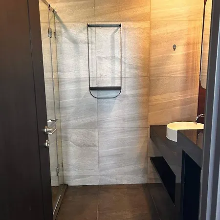Apartment Edge