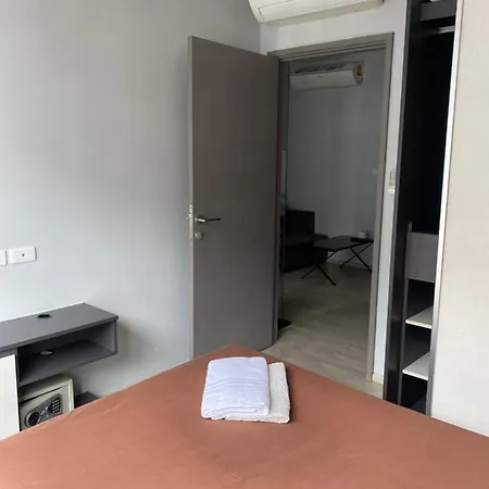 Apartment The Base市中心近海边商场步行街的舒适一卧室公寓 Pattaya