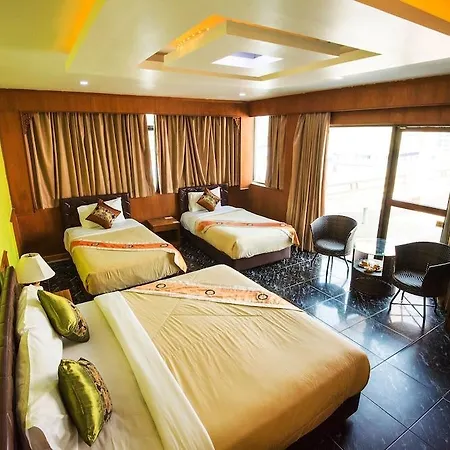 Hotel Mr. Mac's 2*