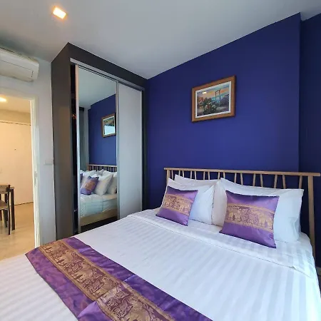The Base * Pattaya