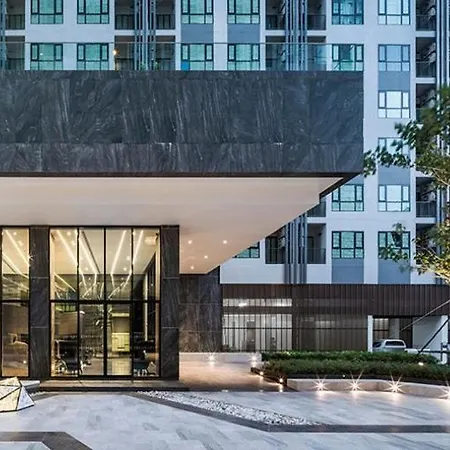 The Base * Pattaya