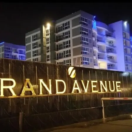 Grand Avenue 2bed2bath