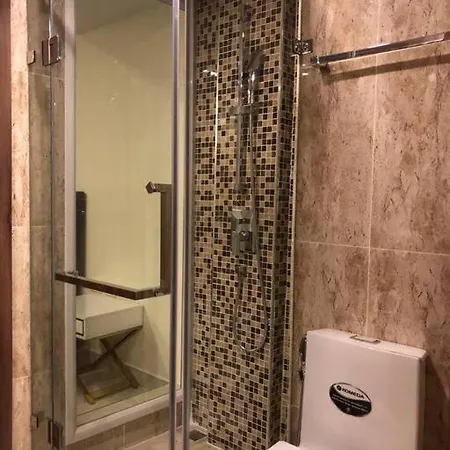 Grand Avenue 2bed2bath