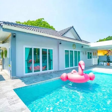 Villa 市中心4卧4卫泳池别墅/门口711/海边1公里/宁静/不用爬楼梯 *