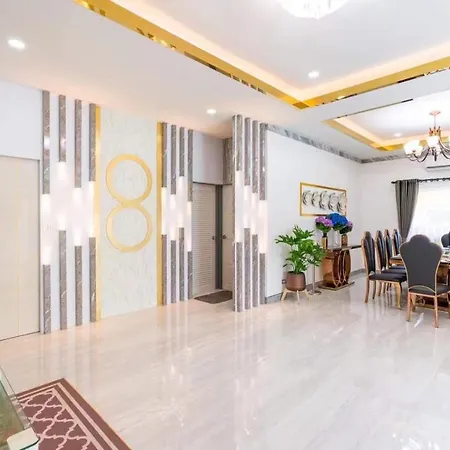 Villa 市中心4卧4卫泳池别墅/门口711/海边1公里/宁静/不用爬楼梯