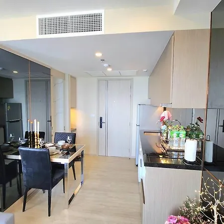 Luxury With Sea View. Apartment *
