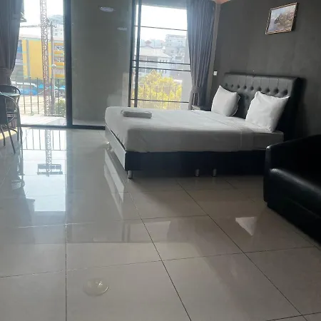 Apsara Aparthotel 3*