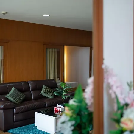 Apartment Walking Street Side View Talay 6 Pattaya