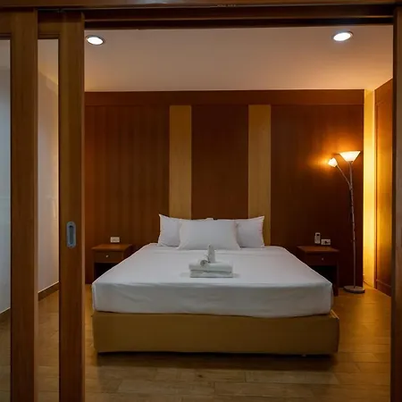 Apartment Walking Street Side View Talay 6 *