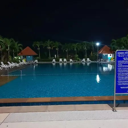 Walking Street Side View Talay 6 Apartment Pattaya
