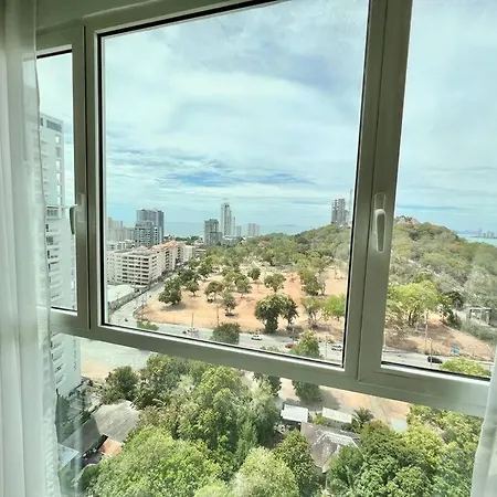 Bay View 1 Bed In Vision Apartment Pattaya