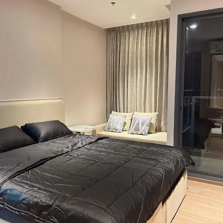 Once Seaview Aparthotel